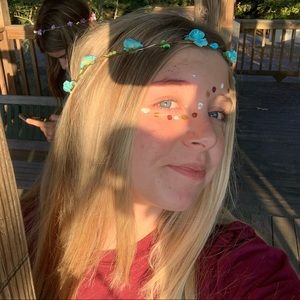 Meet your Posher, Kyrha